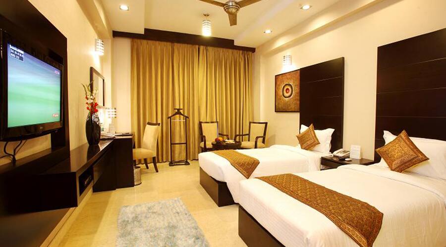 Hotel The Claire, Gurgaon 5